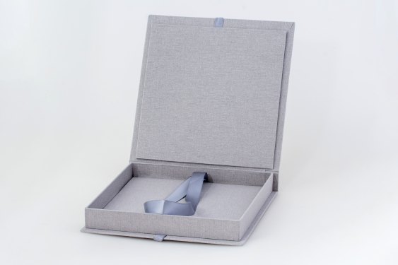 Krabice na fotoknihu, 20x20 šedá, 20x20 cm