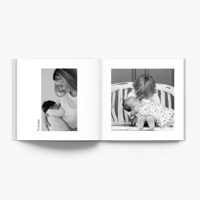 Rodinné černobílé instabook, mini fotokniha, 15x15 cm
